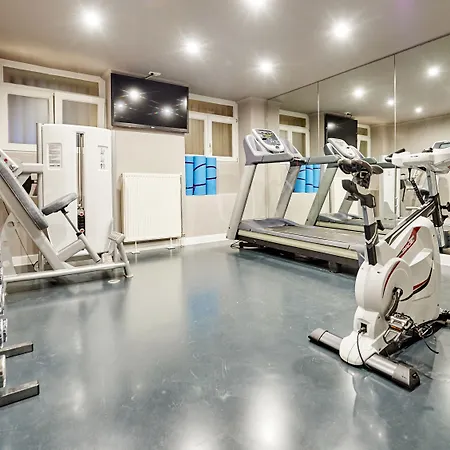 Отель The Augustin 4*