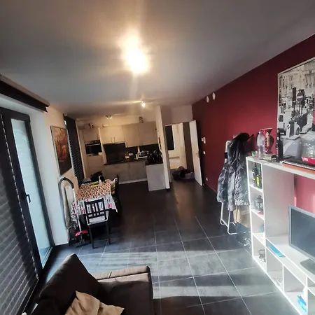 Collocation En Metro Erasme Salle De Bain Et Toilettes A Partage بروكسل