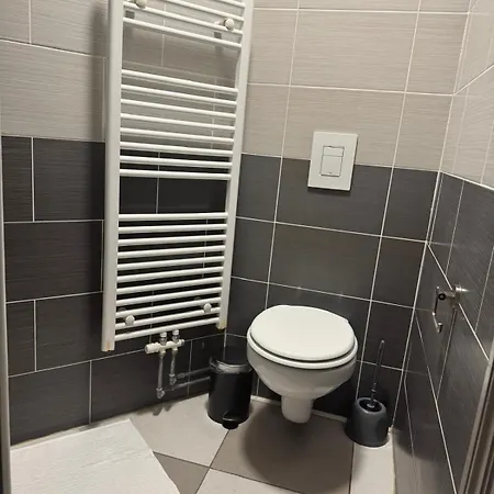 La Perla Louise * Βρυξέλλες