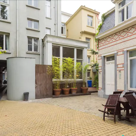 Отель Du Congres