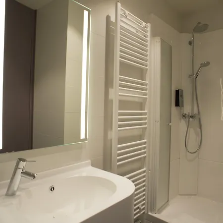 ドゥ コングレス 3* ブリュッセル