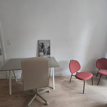 Apartmán Escape Sleeps 6 *