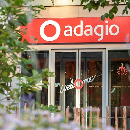 Adagio Grand Place 4*