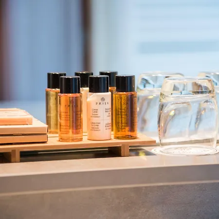 Pillows Centre Hotell 4*