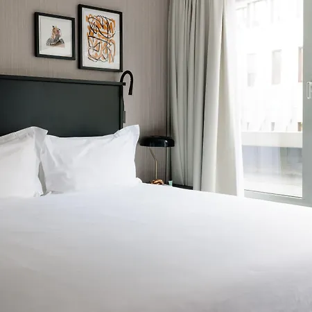 Pillows Centre