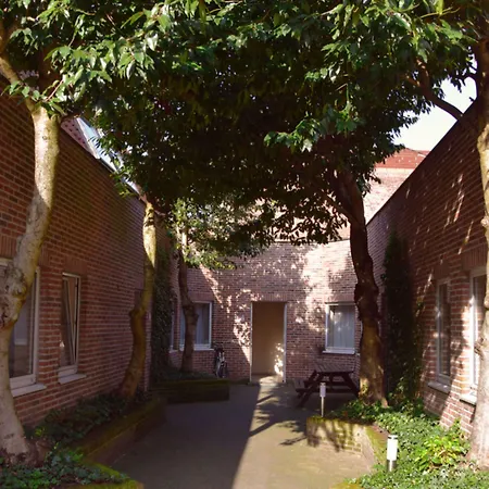 Apartment Budget Flats *