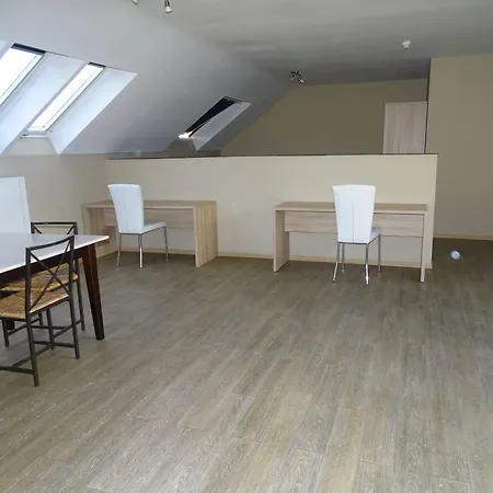 Budget Flats Apartment *