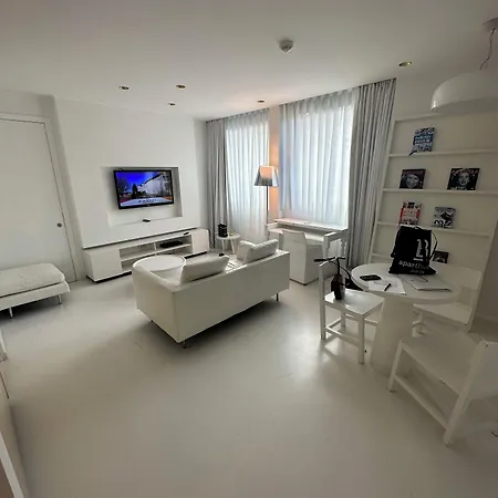 アパートホテル B - アパートホテル リージェント ブリュッセル