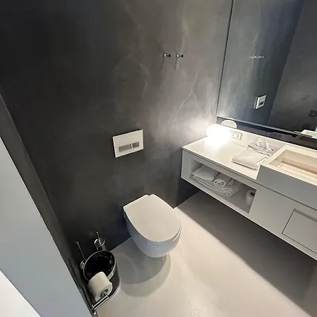 Lägenhetshotell B-aparthotel Regent 4*