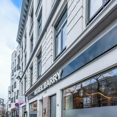 Hotel Barry