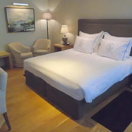 Hotel Le Dixseptieme 4*