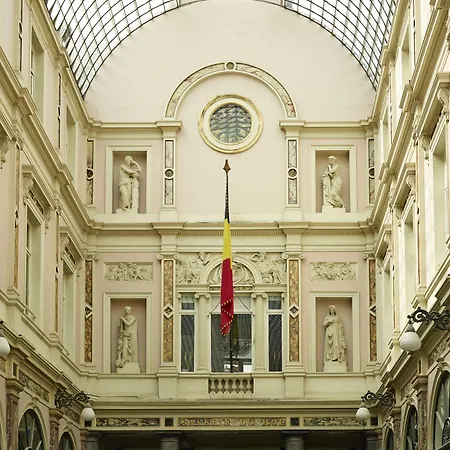 Hotel Des Galeries 4*