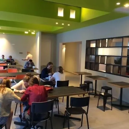 Brxxl 5 Centre בריסל