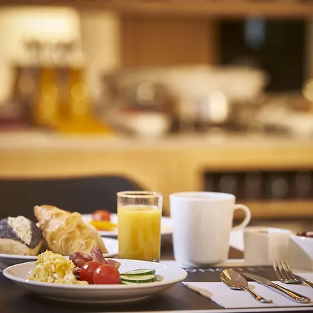 9hotel Sablon Hotell 4*