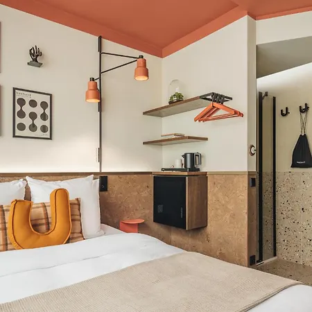 The Usual בריסל