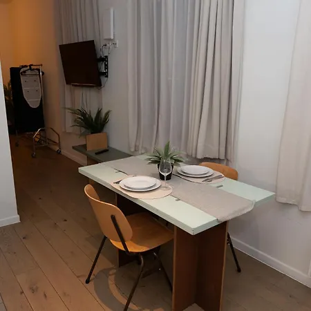 Apartman 1 Cosy Avenue Louise *