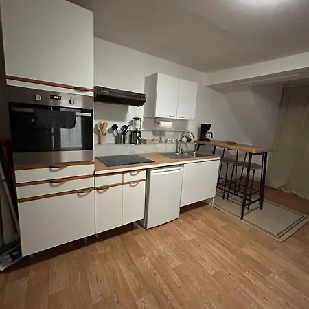 Charming Modern In An Excellent Location Apartman *