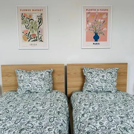 Apartment The Experience - 2 Bedroom Bright, Spacious &