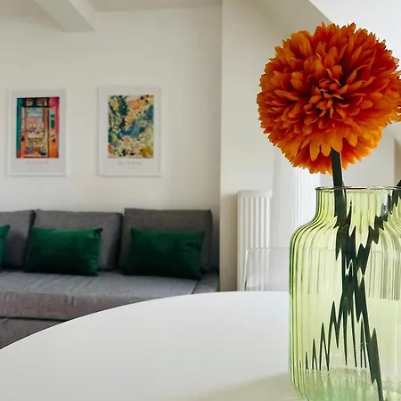 דירה The Experience - 2 Bedroom Bright, Spacious & בריסל