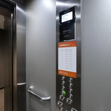 ホテル イージーホテル シティ センター ブリュッセル