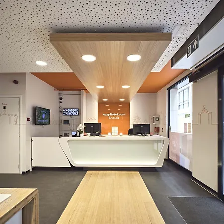 Hotel Easyhotel Centre 3*