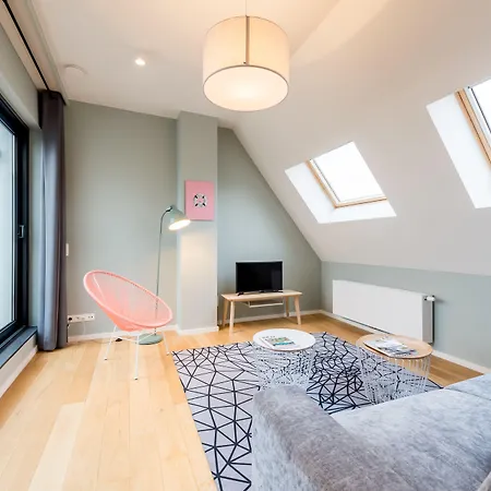 Smartflats Design - Grand-place Apartmanhotel 3*
