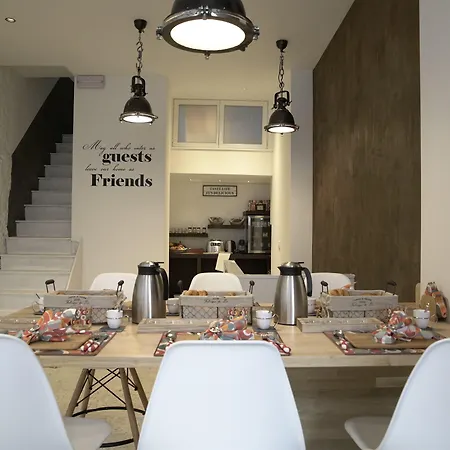 B ＆ B ビー ベッド・アンド・ブレックファスト ブリュッセル