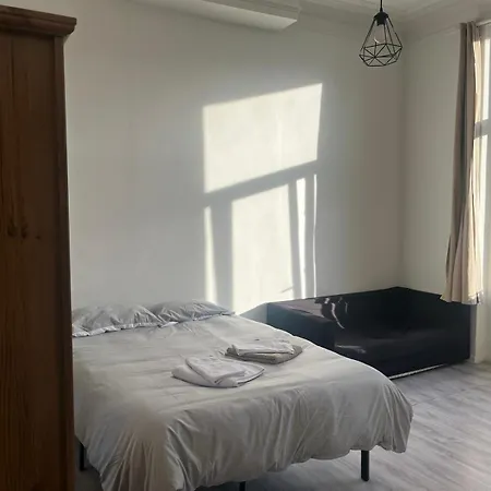 European District 게스트하우스 *