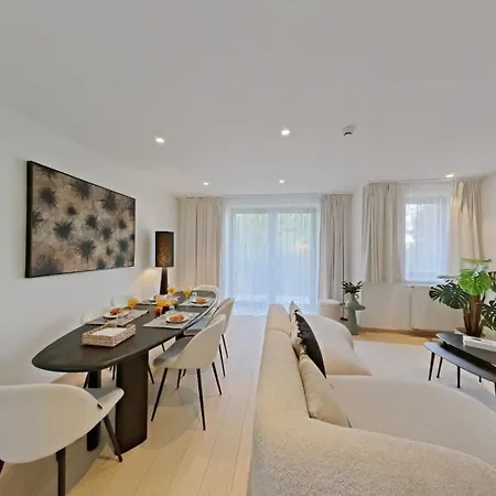 Elegant 3-bedroom In Ixelles