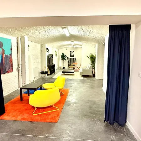 Spacious Bxl Loft Apartmán