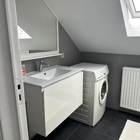 Appartamento Charming Entire In Saint-gilles, *