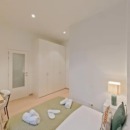 Apartman Quiet & Stylish 3-bedroom Flat In Heart Of Ixelles *