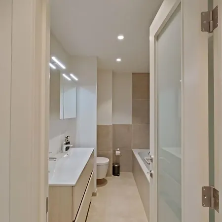 Elegant 3-bedroom In Ixelles *