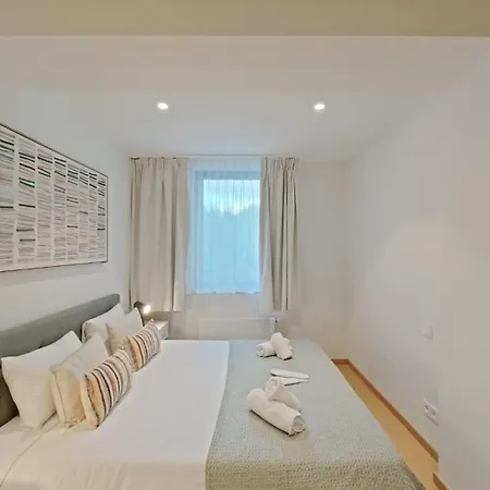 Apartman Elegant 3-bedroom In Ixelles