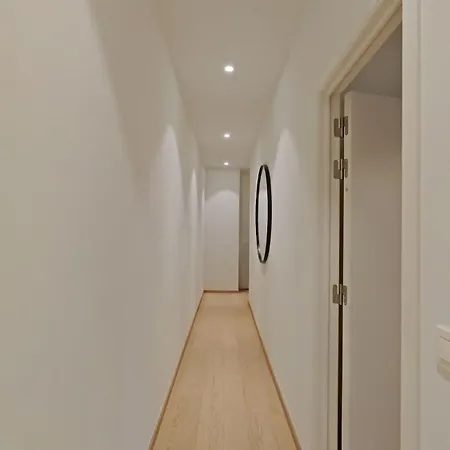 Quiet & Stylish 3-bedroom Flat In Heart Of Ixelles Apartman