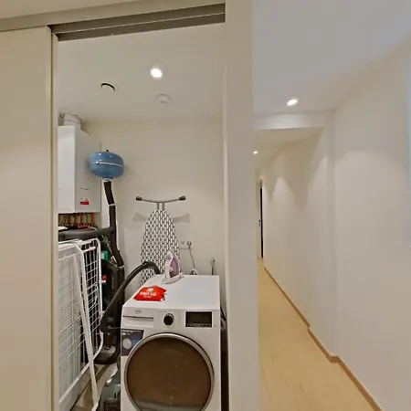 Elegant 3-bedroom In Ixelles * Brüsszel