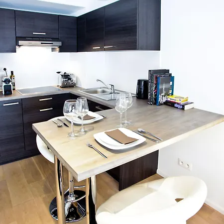 Flat Moliere Daire