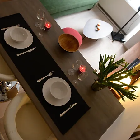 Flat Moliere Lägenhet