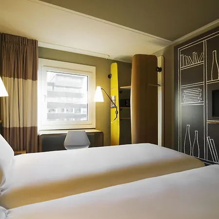 Ibis Off Grand'place 3*