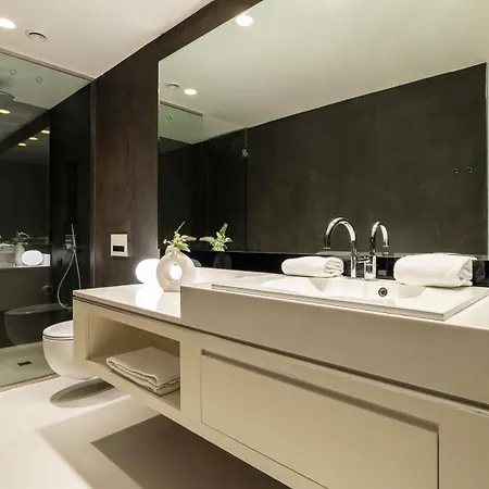 Lägenhetshotell B-aparthotel Regent 4*