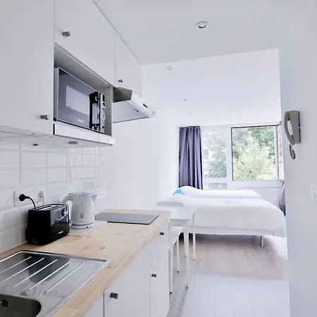 Louise Apartman *