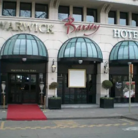 Barsey By Warwick Hotel 4*