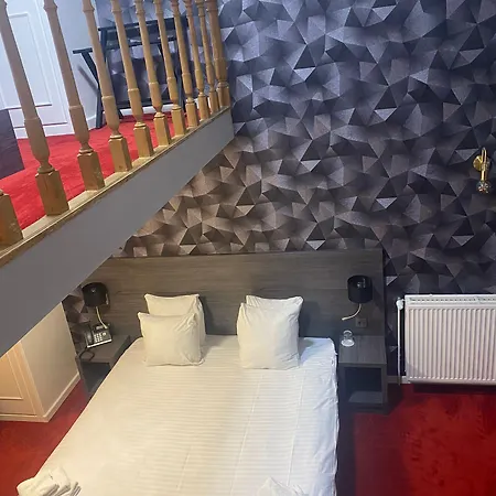 La Bourse Hotel 3*