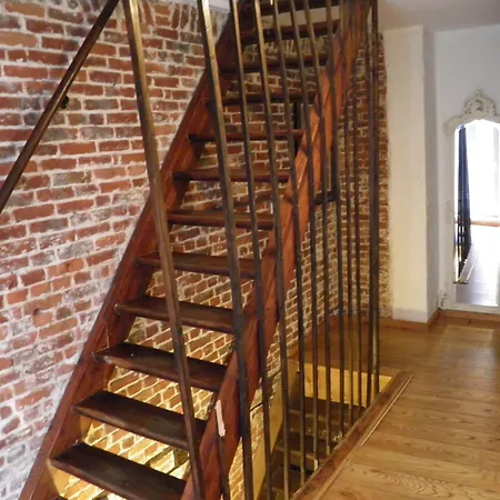 Quiet Duplex Of 120 Sqm In Historical Center *