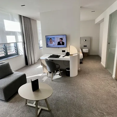 Opo Hotel