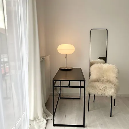 Apartamento Wit Ii, Near Metro, Train N7670 *