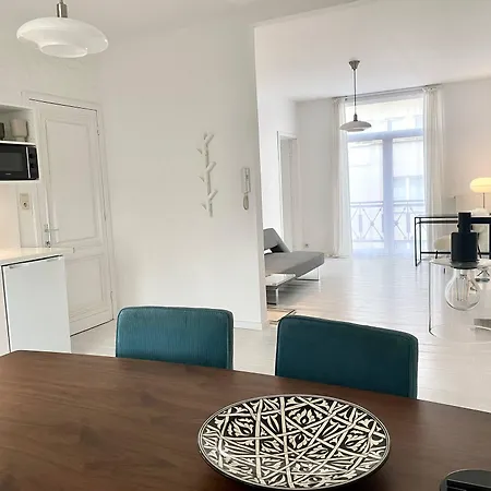 Wit Ii, Near Metro, Train N7670 *