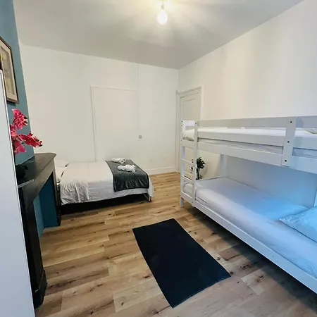 Hostel Bosquet