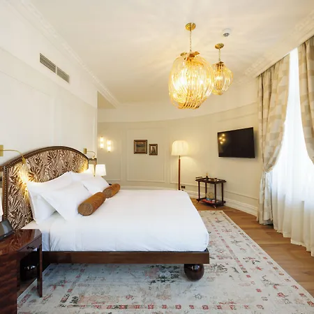 Fleur De Hotell 4*