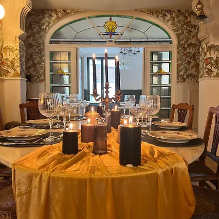 La Petite Foret Art Deco In